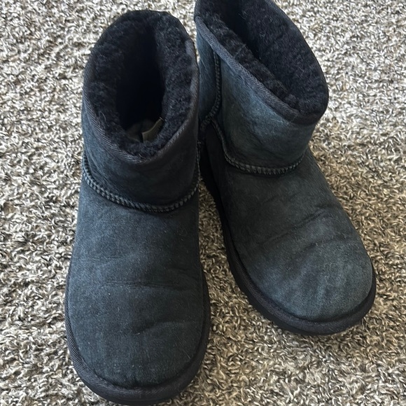 Uggs Black Boots - Picture 1 of 3